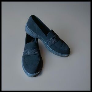 CL by Laundry Size 8.5 Black Faux Suede Slip-On blinged loafers